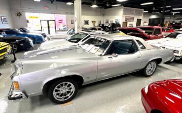 Pontiac-Grand-Prix-1976-Coupe-1