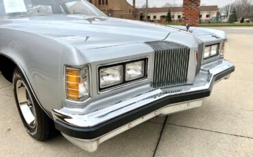 Pontiac-Grand-Prix-1976-Coupe-20