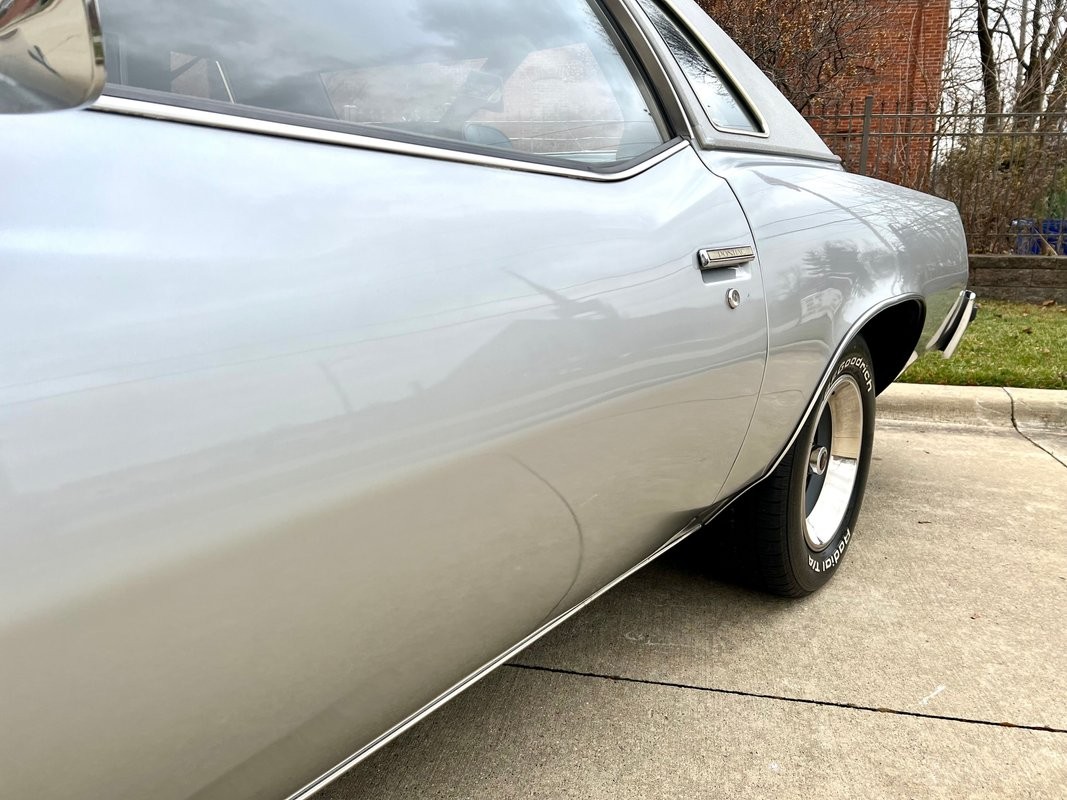 Pontiac-Grand-Prix-1976-Coupe-28