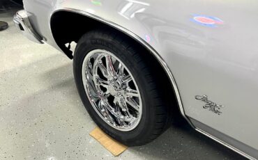 Pontiac-Grand-Prix-1976-Coupe-3