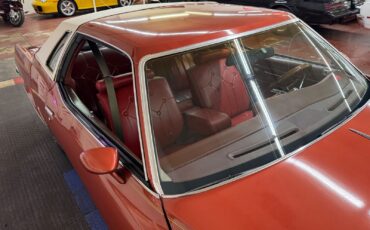 Pontiac-Grand-Prix-1977-2-Door-11