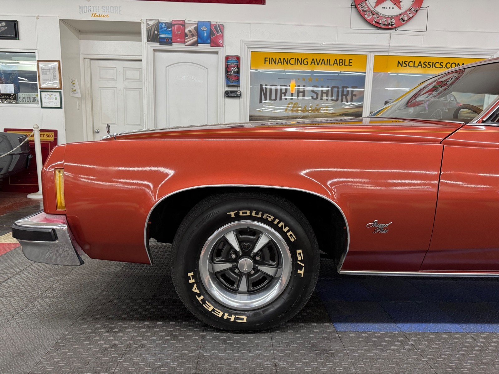 Pontiac-Grand-Prix-1977-2-Door-19