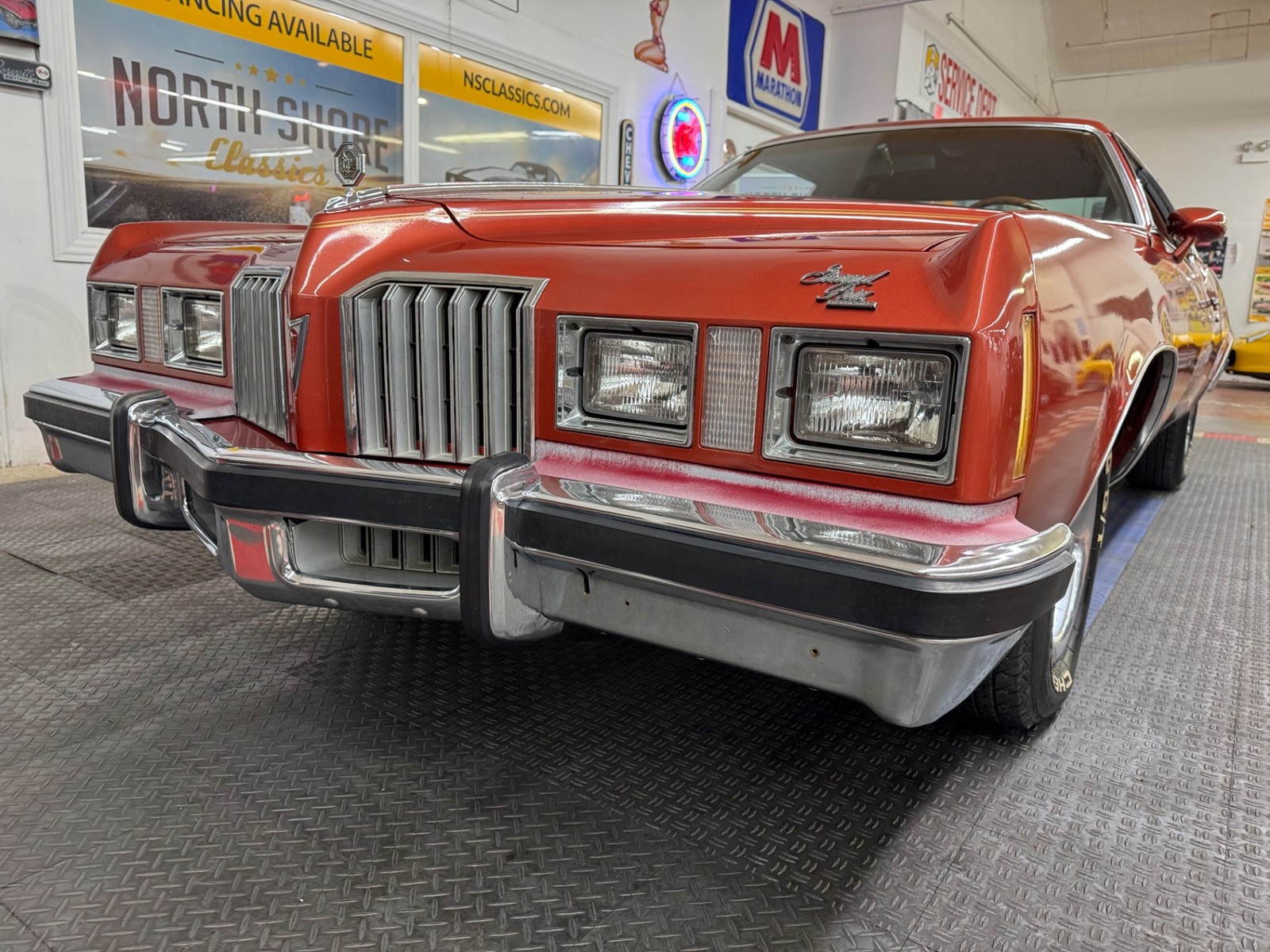 Pontiac-Grand-Prix-1977-2-Door-9