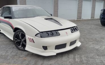 Pontiac-Grand-Prix-1988-Tuning-Scene-Vehicle-10