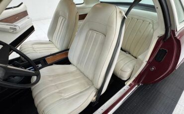 Pontiac-Grand-prix-1975-Honduras-Maroon-White-10