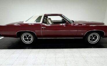 Pontiac-Grand-prix-1975-Honduras-Maroon-White-17