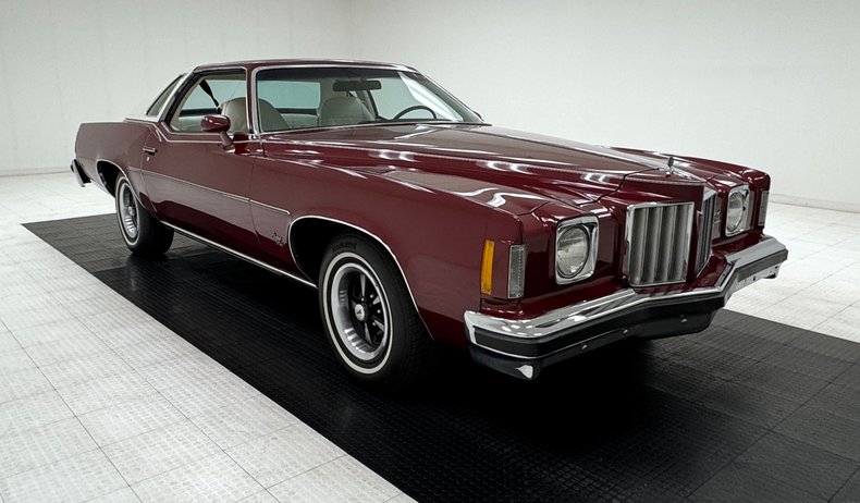 Pontiac-Grand-prix-1975-Honduras-Maroon-White-18