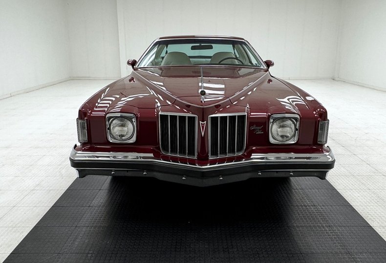 Pontiac-Grand-prix-1975-Honduras-Maroon-White-19