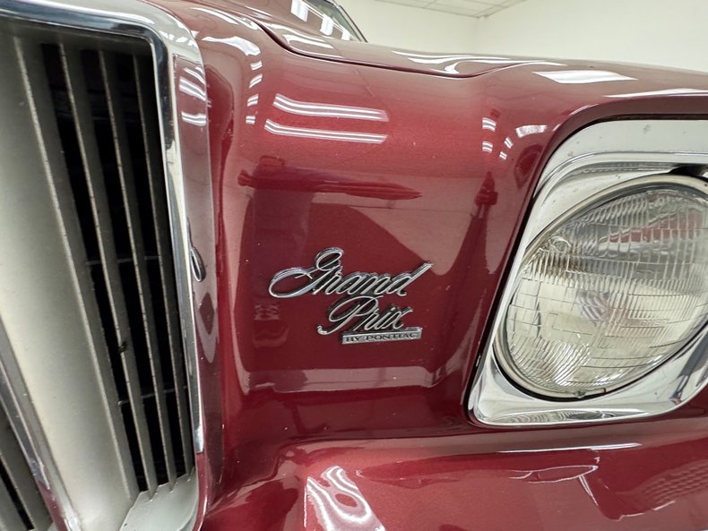 Pontiac-Grand-prix-1975-Honduras-Maroon-White-22