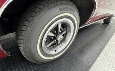 Pontiac-Grand-prix-1975-Honduras-Maroon-White-24