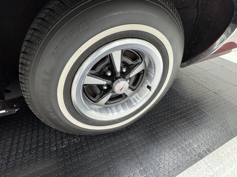 Pontiac-Grand-prix-1975-Honduras-Maroon-White-3