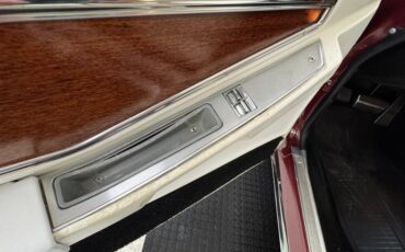 Pontiac-Grand-prix-1975-Honduras-Maroon-White-36