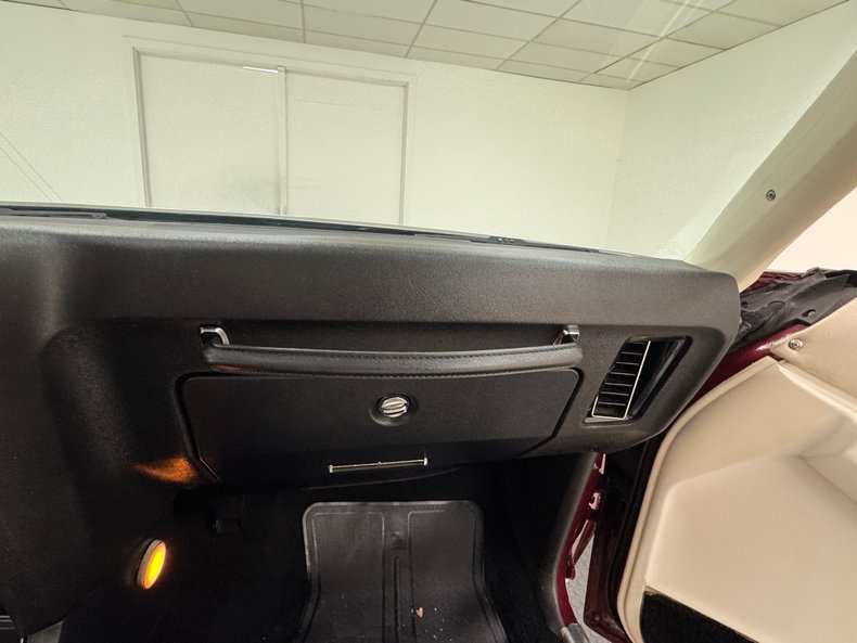 Pontiac-Grand-prix-1975-Honduras-Maroon-White-45