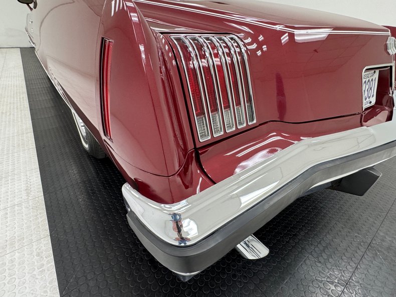 Pontiac-Grand-prix-1975-Honduras-Maroon-White-5