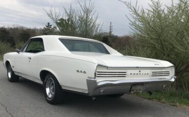 Pontiac-Gto-1966-White-Turquoise-11