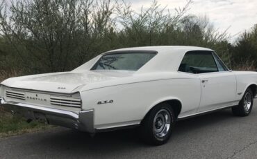 Pontiac-Gto-1966-White-Turquoise-4