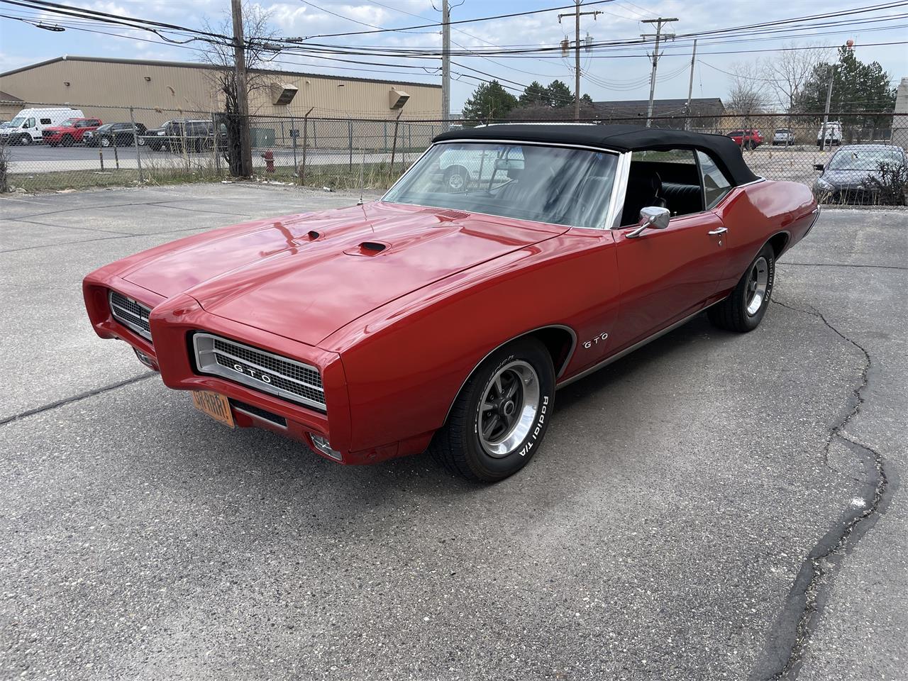 Pontiac-Gto-1969-Red-Black-4