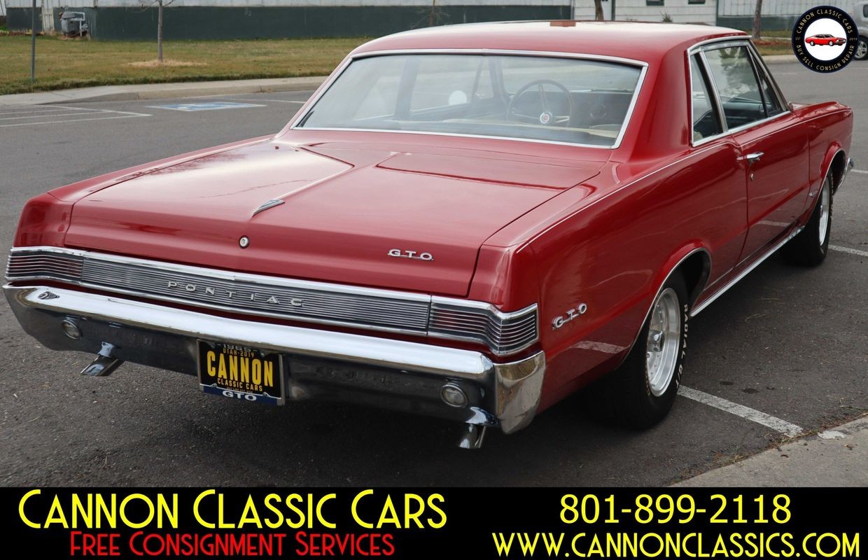 Pontiac-Le-Mans-1965-12