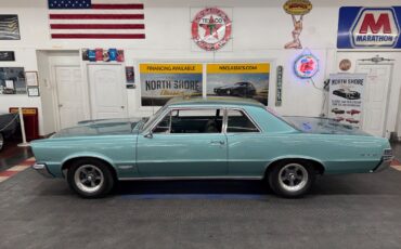 Pontiac-Le-Mans-1965-2-Door-4