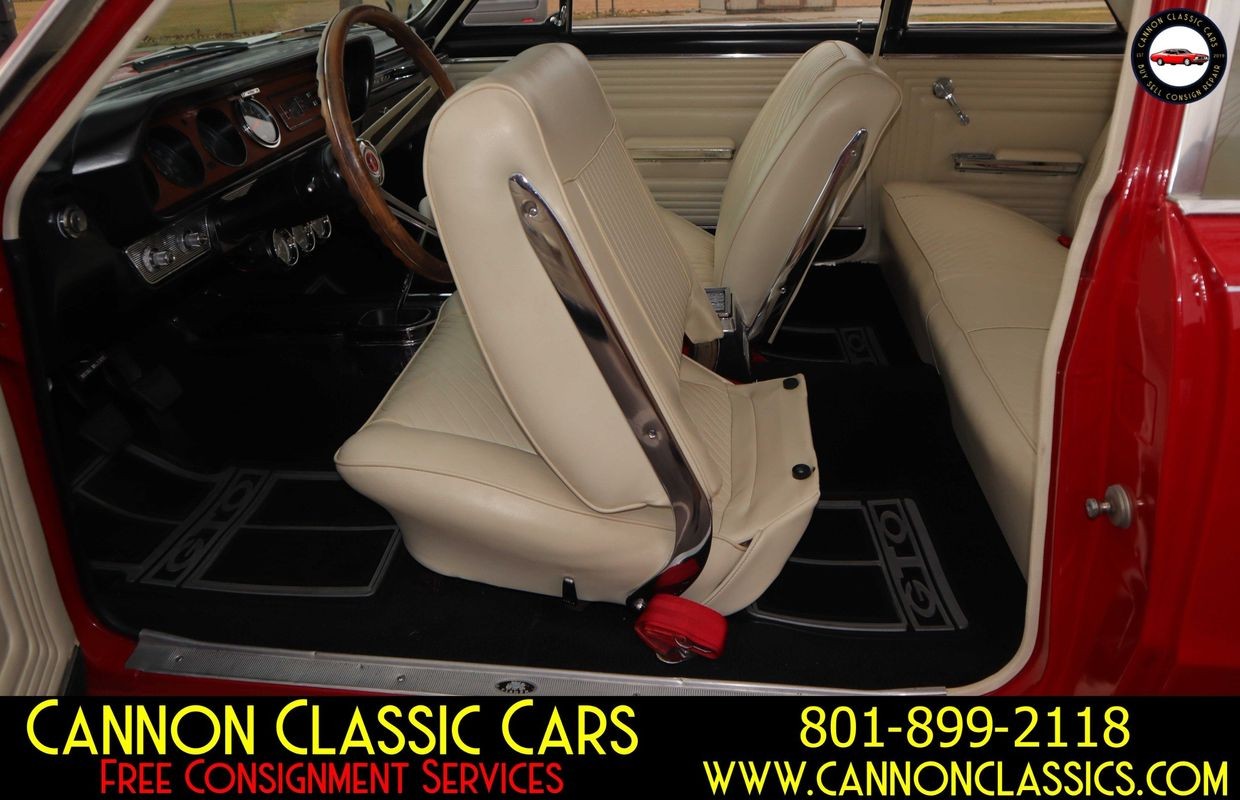 Pontiac-Le-Mans-1965-36