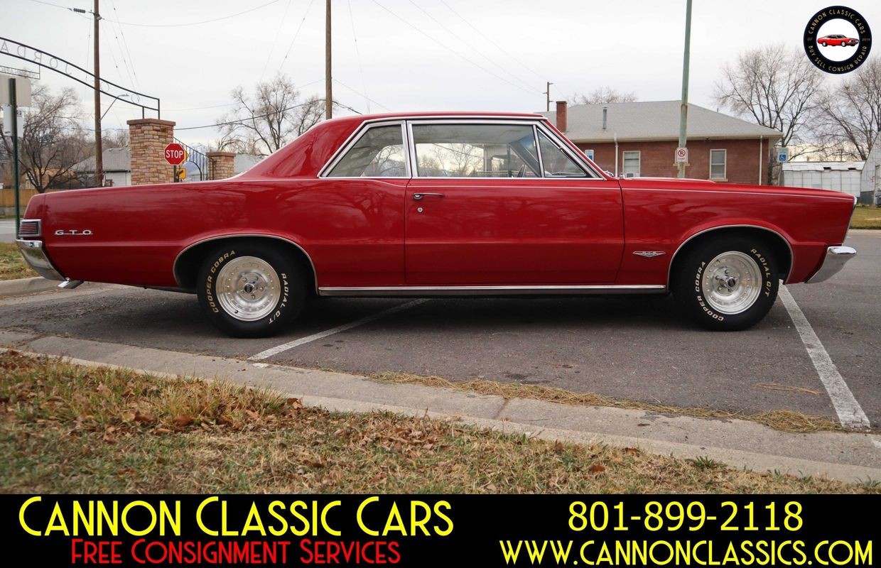 Pontiac-Le-Mans-1965-9