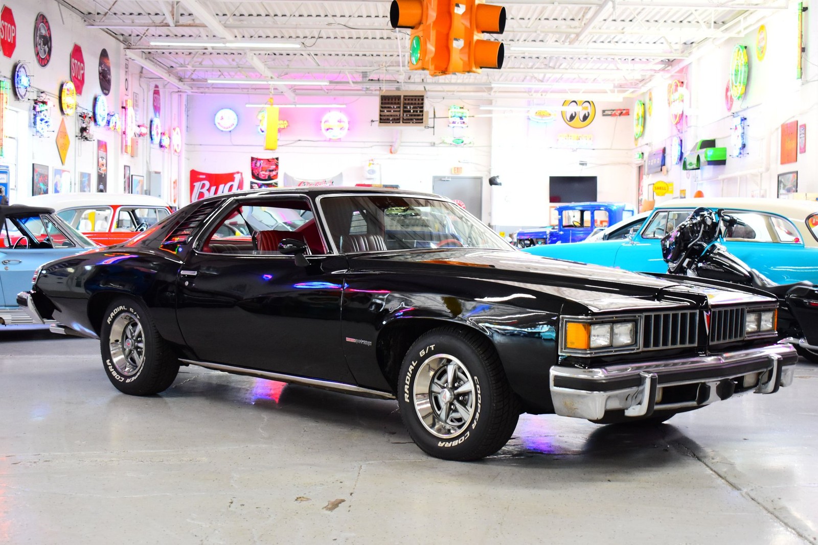 Pontiac LeMans 1976 Coupe