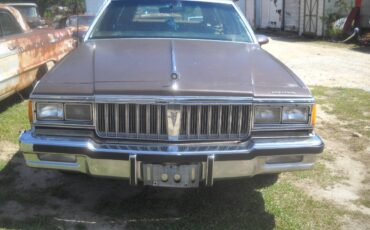 Pontiac-Safari-1988-Wagon-1