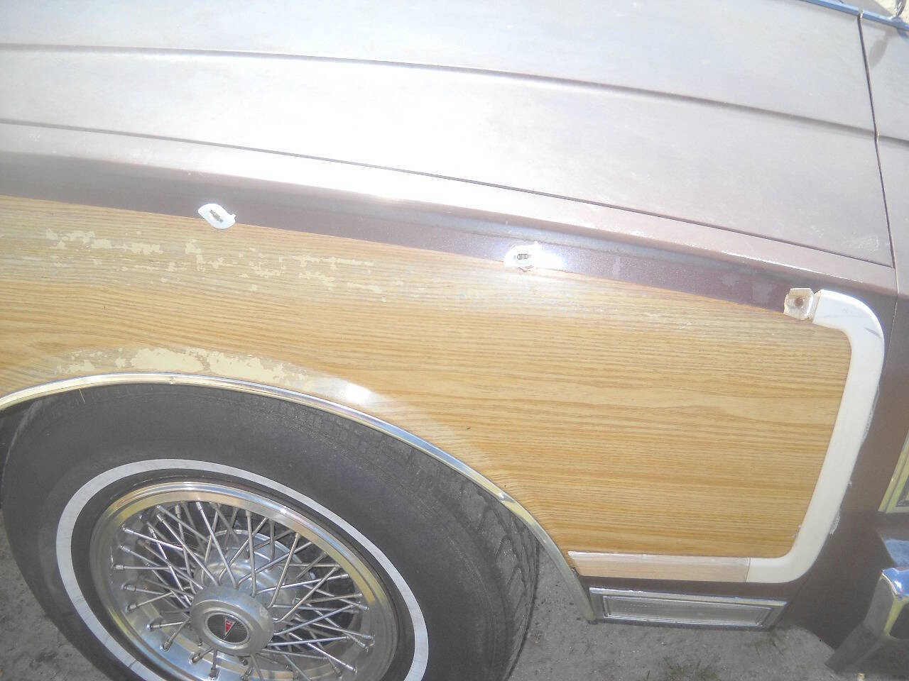 Pontiac-Safari-1988-Wagon-21