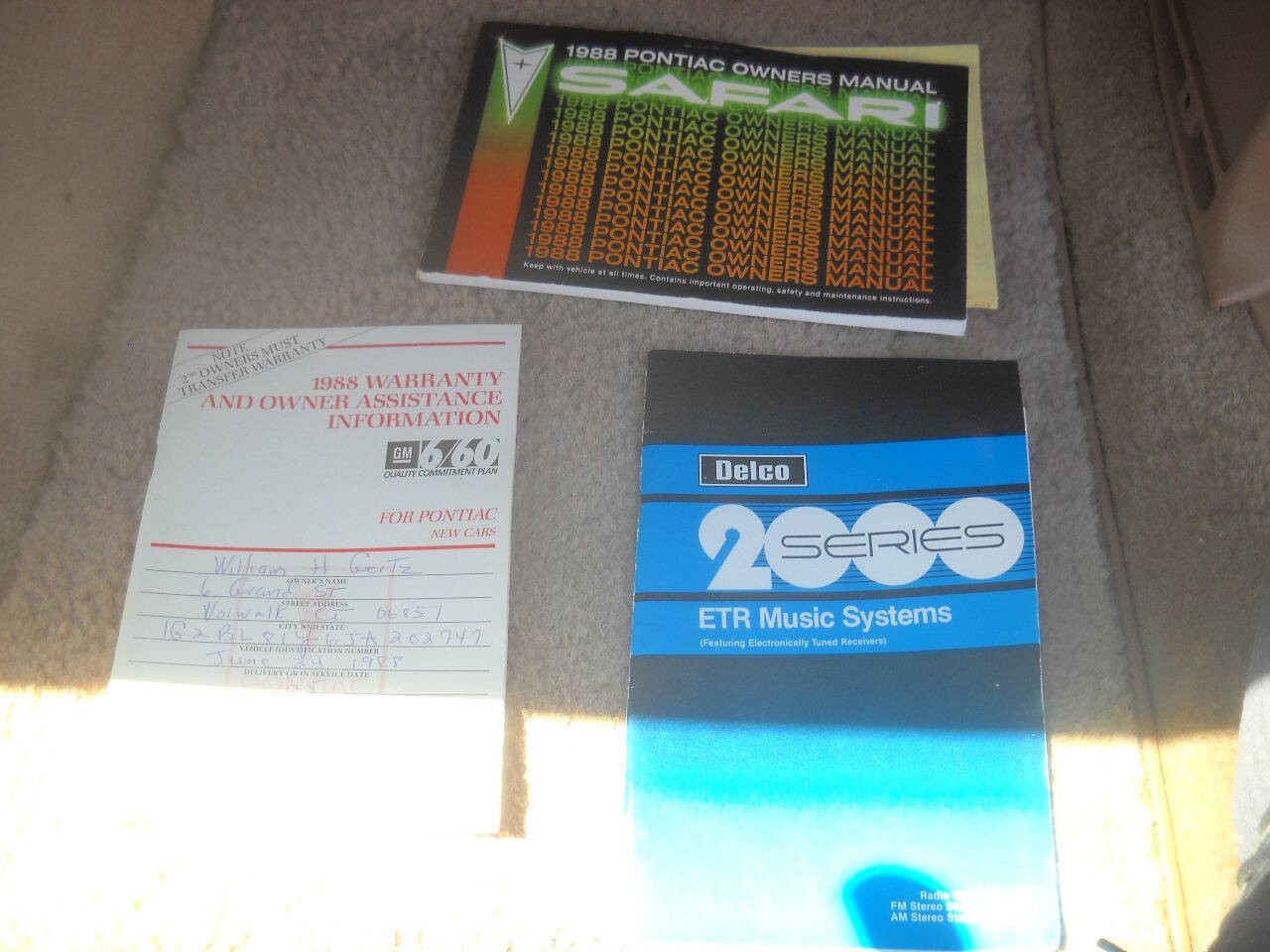 Pontiac-Safari-1988-Wagon-28