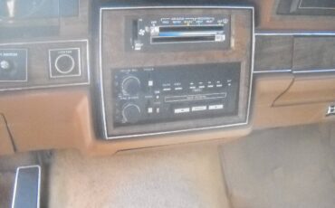 Pontiac-Safari-1988-Wagon-7