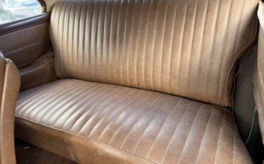 Pontiac-Silver-Streak-Steamliner-1948-Coupe-11