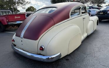 Pontiac-Silver-Streak-Steamliner-1948-Coupe-17