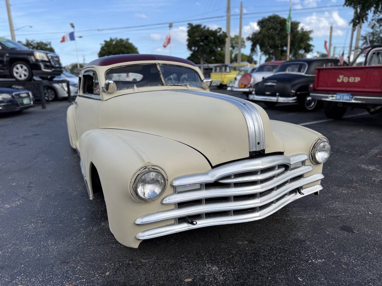 Pontiac-Silver-Streak-Steamliner-1948-Coupe-18