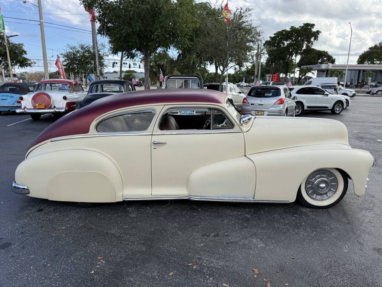 Pontiac-Silver-Streak-Steamliner-1948-Coupe-6