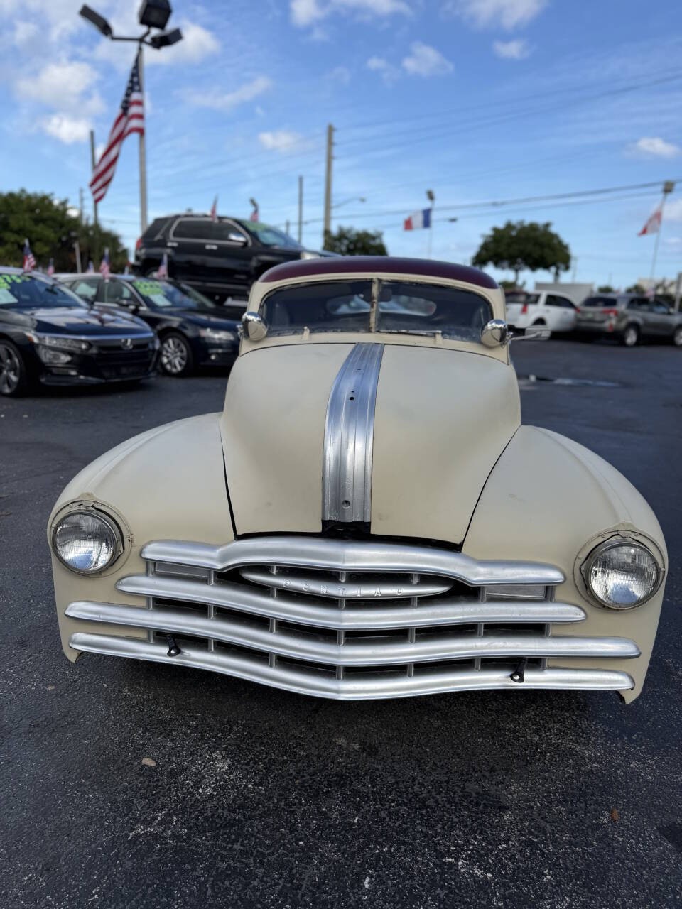 Pontiac-Silver-Streak-Steamliner-1948-Coupe-8