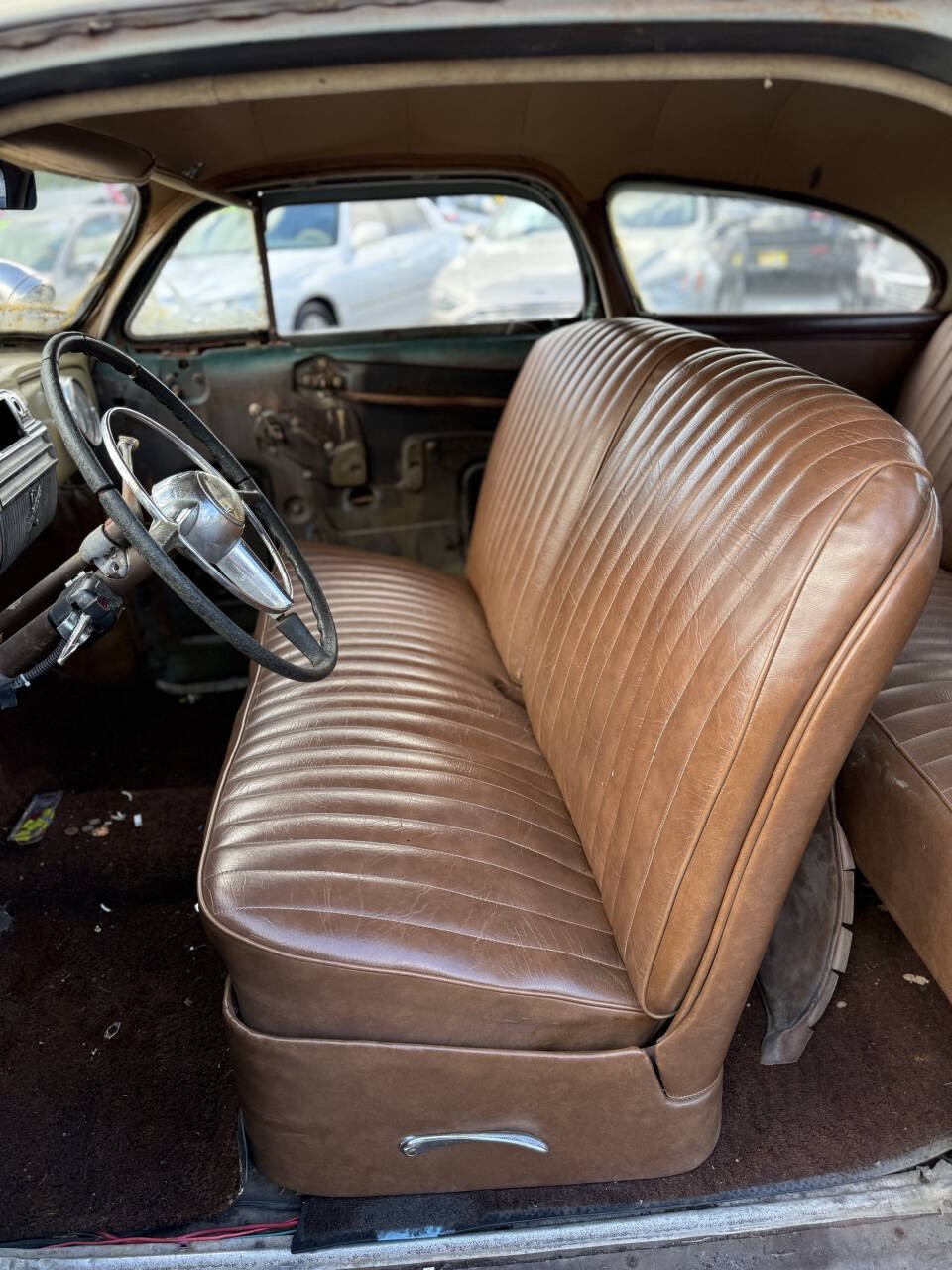 Pontiac-Silver-Streak-Steamliner-1948-Coupe-9