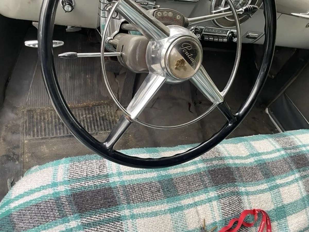 Pontiac-Silver-streak-1950-Sage-Green-Brown-16