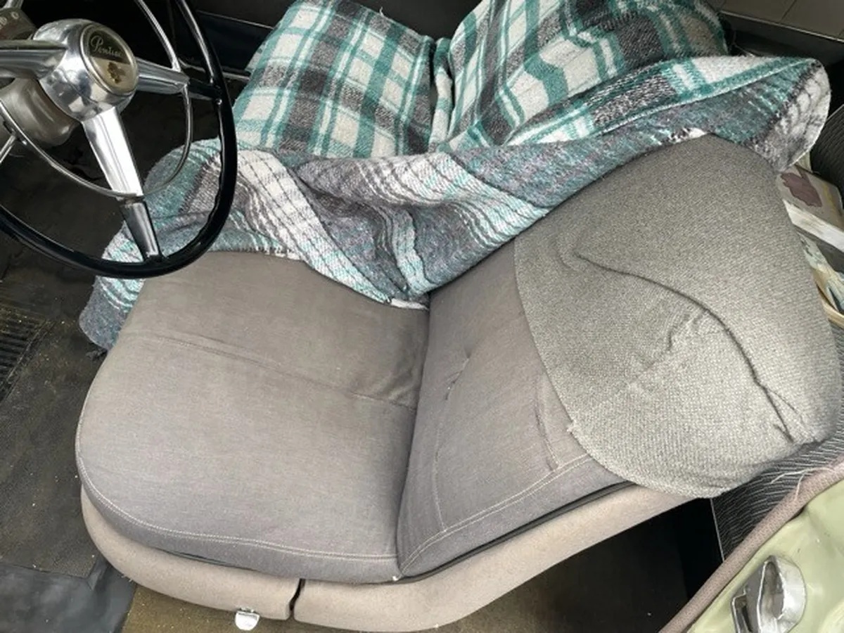 Pontiac-Silver-streak-1950-Sage-Green-Brown-17