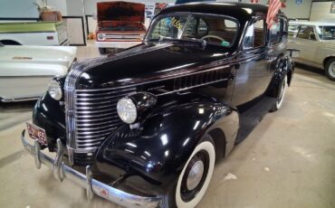 Pontiac-Six-Touring-Sedan-1938-Sedan-1