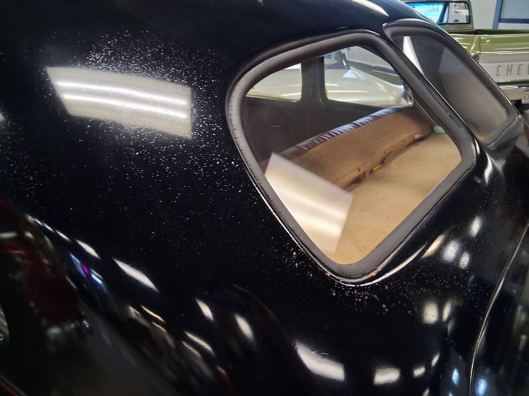 Pontiac-Six-Touring-Sedan-1938-Sedan-32