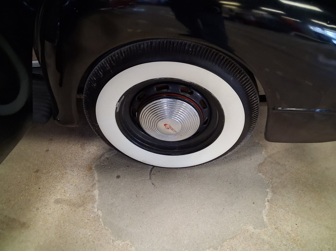 Pontiac-Six-Touring-Sedan-1938-Sedan-36