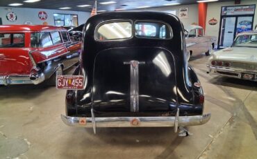 Pontiac-Six-Touring-Sedan-1938-Sedan-6