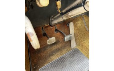 Pontiac-Streamliner-1947-Two-tone-green-Beige-16