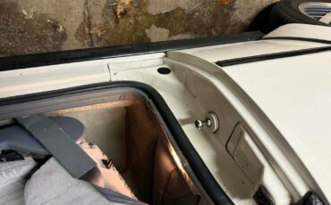 Pontiac-Sunbird-1989-Convertible-22