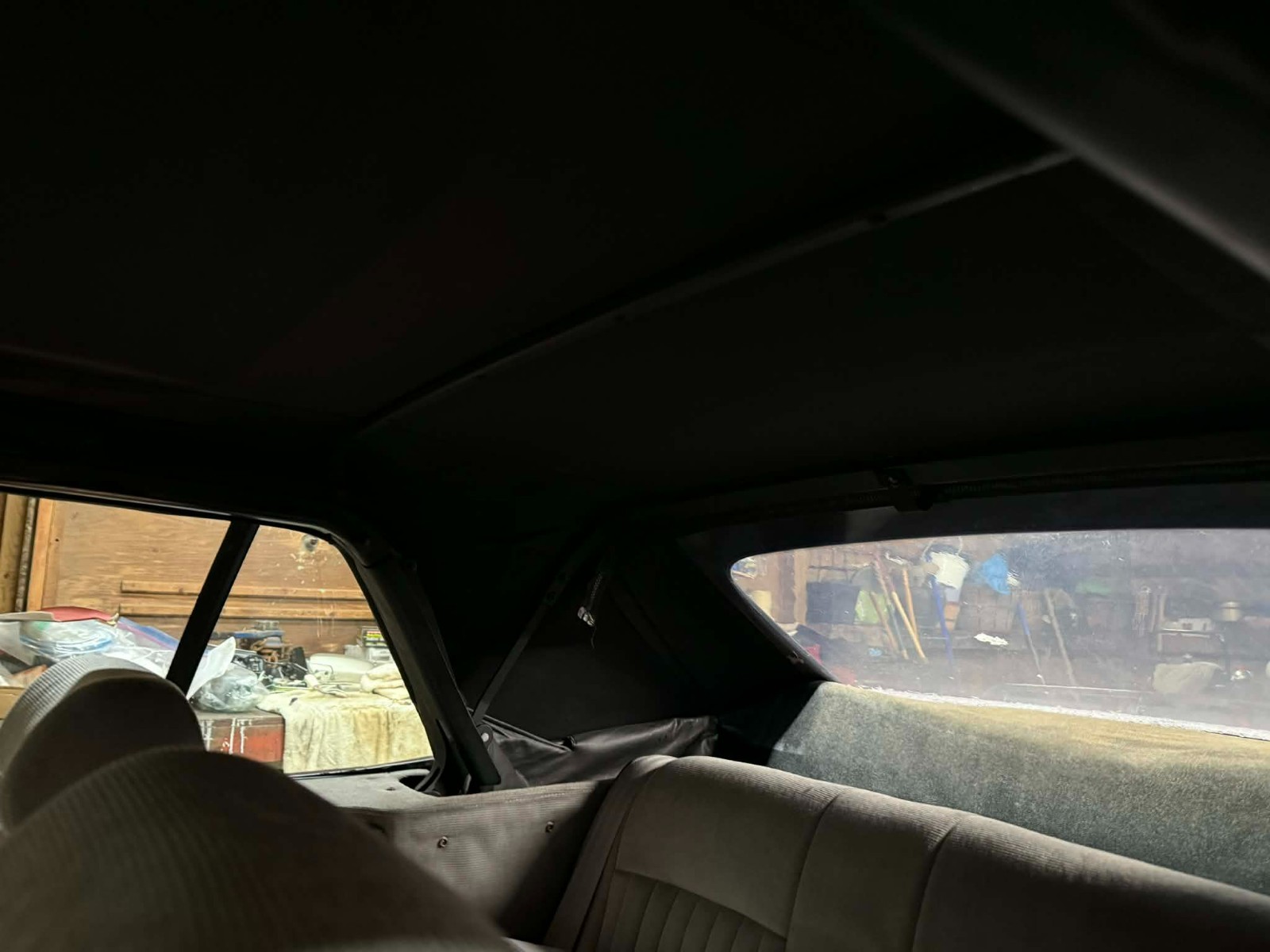 Pontiac-Sunbird-1989-Convertible-35