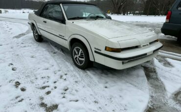 Pontiac-Sunbird-1989-Convertible