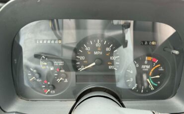 Pontiac-Sunbird-1989-Convertible-7