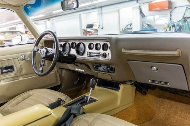 Pontiac-Trans-Am-1970-Coupe-2