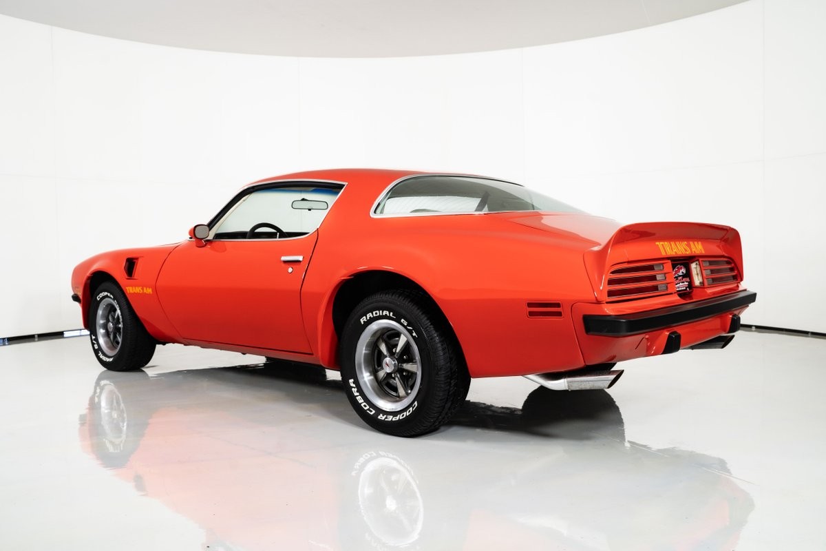 Pontiac-Trans-Am-1975-Coupe-10