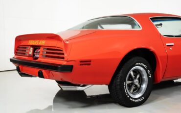 Pontiac-Trans-Am-1975-Coupe-15